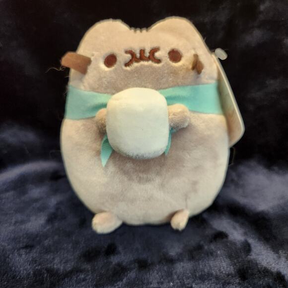 Pusheen Other - Gund Pusheen The Cat Cute Marshmallow Camping Plush (2020 Pusheen Box Exclusive)